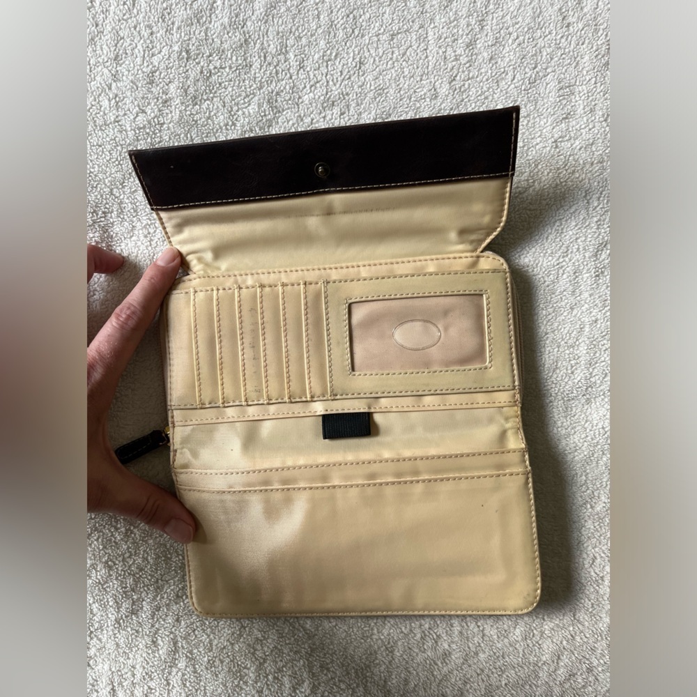Villager Trifold Wallet, brown leather w brown red tan plaid. Cream interior - Picture 6 of 8